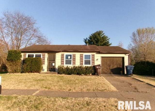 Property at 3934 W Creighton Ter, Peoria, IL 61615, 2 beds, 1 bath