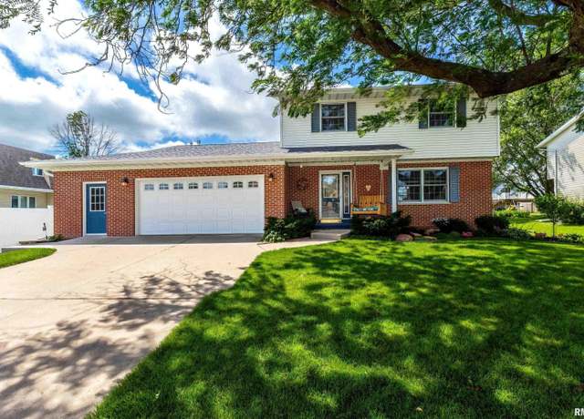Property at 805 W Sheridan Dr, Eldridge, IA 52748, 4 beds, 3.5 baths