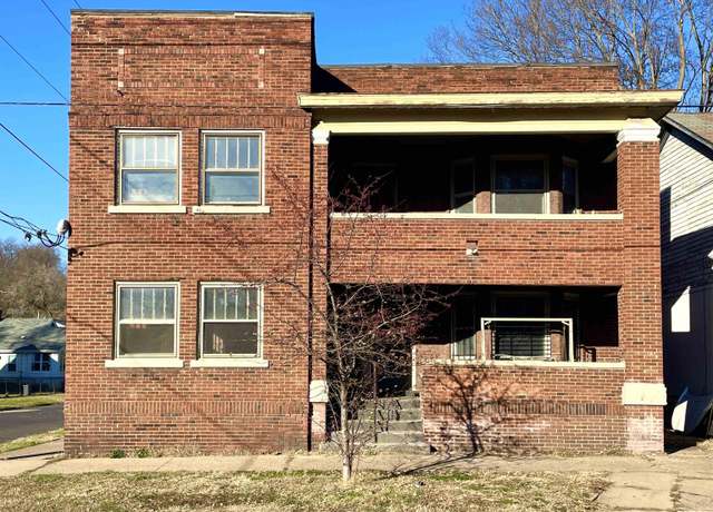 Property at 919 W 3rd, Peoria, IL 61605, 4 beds, 4 baths