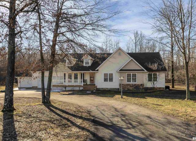 Property at 11674 Hafer Rd, Carterville, IL 62918, 4 beds, 3 baths