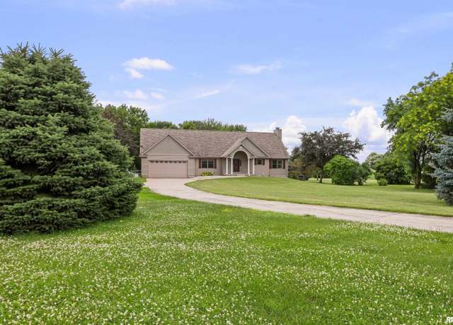 Property at 1720 Big Island Pkwy, Rock Island, IL 61201, 3 beds, 2 baths