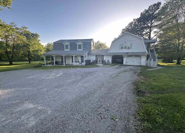 Property at 11729 Kevin Ln, Carterville, IL 62918, 4 beds, 3 baths