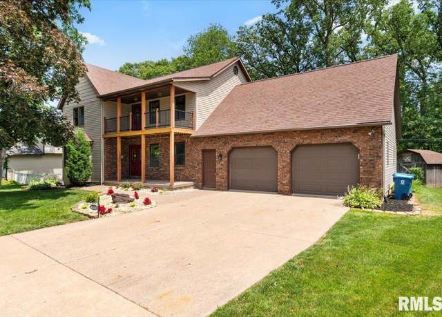 Property at 4050 4th Street B, East Moline, IL 61244-3443, 5 beds, 3.5 baths