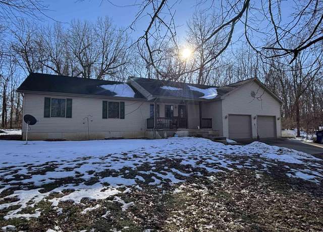 Property at 8956 Strawberry Ln, Dawson, IL 62520, 3 beds, 3 baths