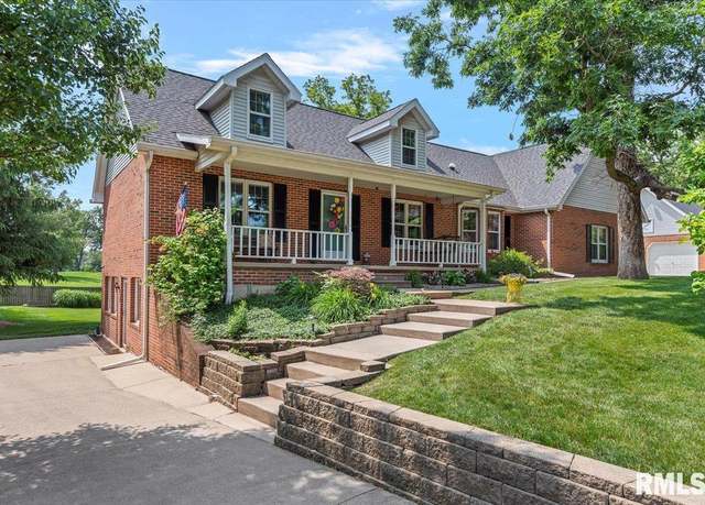 Property at 7 Marshall Ct, Springfield, IL 62563, 4 beds, 4 baths