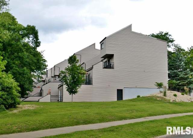 Property at 7211 N Lakeside Ct #6, Peoria, IL 61614, 2 beds, 1.5 baths