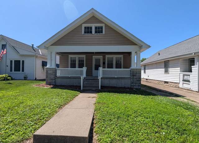 Property at 2304 State St, Quincy, IL 62301, 2 beds, 1 bath