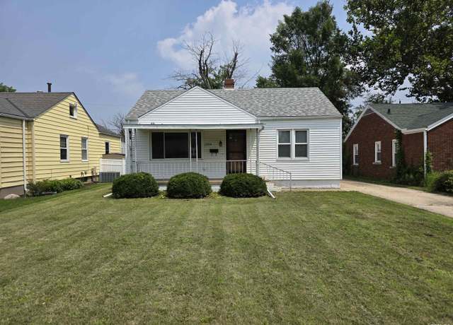 Property at 2404 N Gale Ave, Peoria, IL 61604, 2 beds, 1 bath