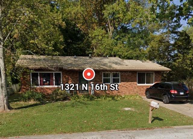 Property at 1321 N 16th St, Murphysboro, IL 62966, 3 beds, 1.5 baths