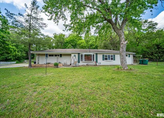 Property at 1425 N Vaughn Ave, West Peoria, IL 61604, 2 beds, 1 bath