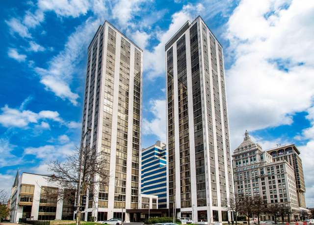 Property at 125 SW Jefferson Ave Unit W2N, Peoria, IL 61602, 2 beds, 1 bath