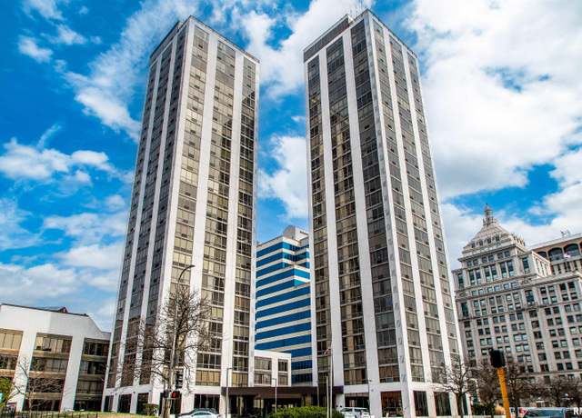 Property at 125 SW Jefferson Ave Unit W14NE, Peoria, IL 61602, 2 beds, 2 baths