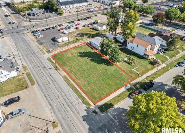 Property at 702 S 8th St, Springfield, IL 62703