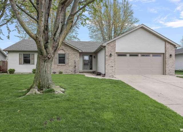 Property at 1500 Coralberry Ct, Springfield, IL 62712, 3 beds, 2 baths