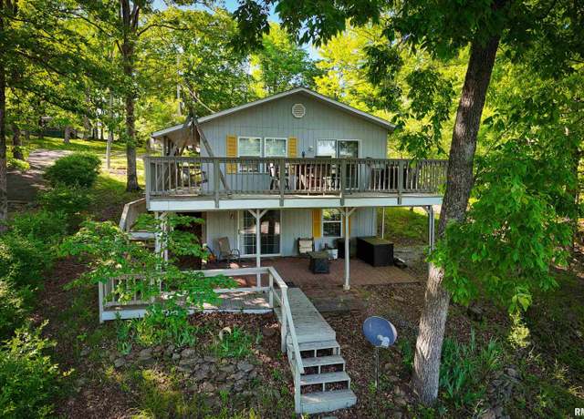 Property at 385 S Lakeshore Dr, Goreville, IL 62939, 2 beds, 1.5 baths