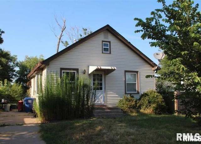 Property at 1836 Cody St, Bettendorf, IA 52722, 2 beds, 1 bath