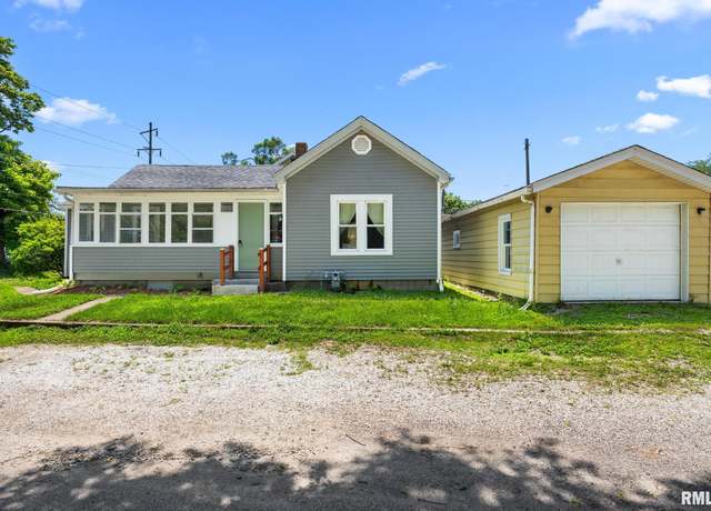 Property at 1013 N 2nd St, Pekin, IL 61554, 3 beds, 2 baths