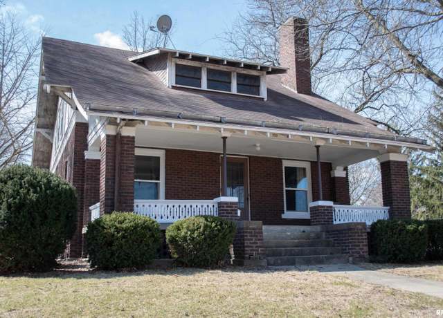 Property at 203 E 3rd St, Prophetstown, IL 61277, 4 beds, 1.5 baths