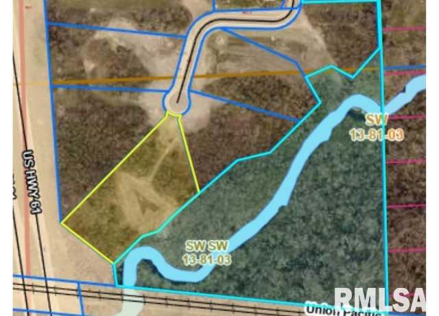 Property at 302 Silver Creek Rd, De Witt, IA 52742