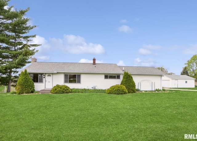 Property at 510 N 18th St, Clinton, IA 52732, 3 beds, 2.5 baths