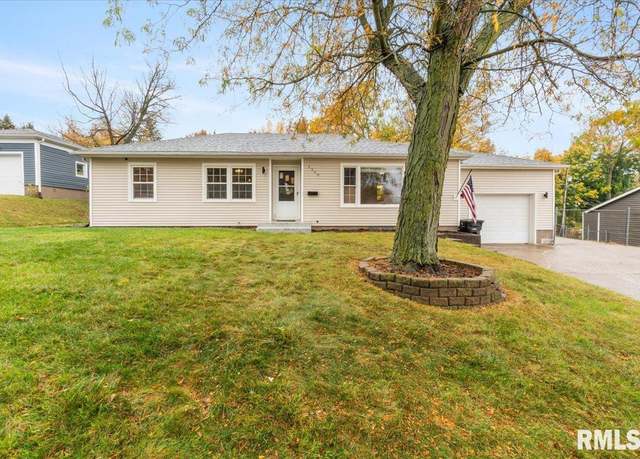 Property at 1300 26th Ave, Rock Island, IL 61201, 3 beds, 2 baths