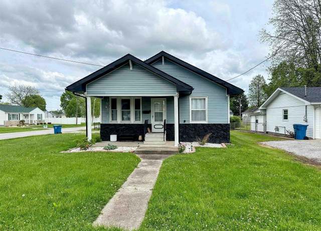 Property at 401 S 1st St, Marion, IL 62959, 2 beds, 1 bath