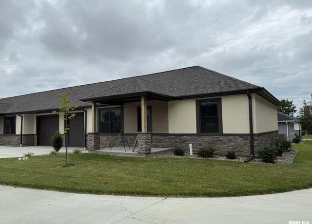 Property at 2817 N 23rd St, Quincy, IL 62305, 1 bed, 1.5 baths