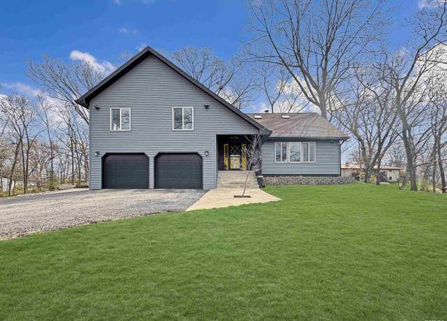 Property at 10 Locust Grove Ct, Groveland, IL 61535, 4 beds, 2.5 baths
