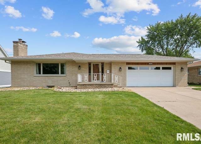 Property at 2723 28th Ave, Rock Island, IL 61201, 3 beds, 2 baths