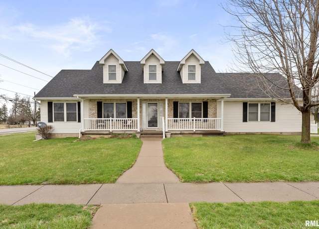 Property at 102 E Dolan Dr, Blue Grass, IA 52726, 2 beds, 2 baths