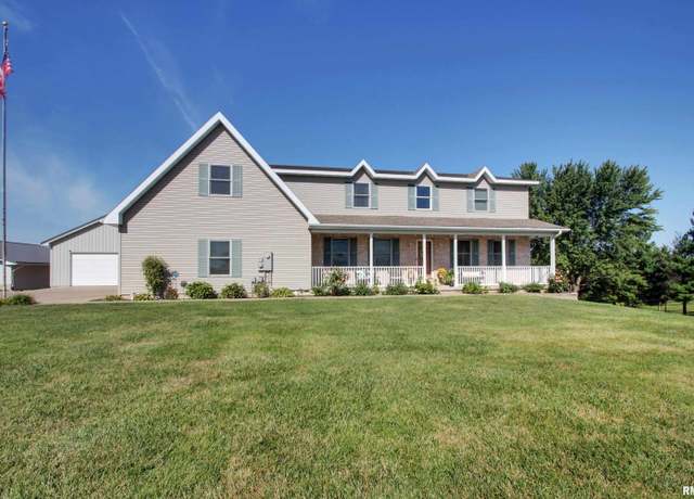 Property at 1122 Maas Rd, Quincy, IL 62305, 3 beds, 3.5 baths