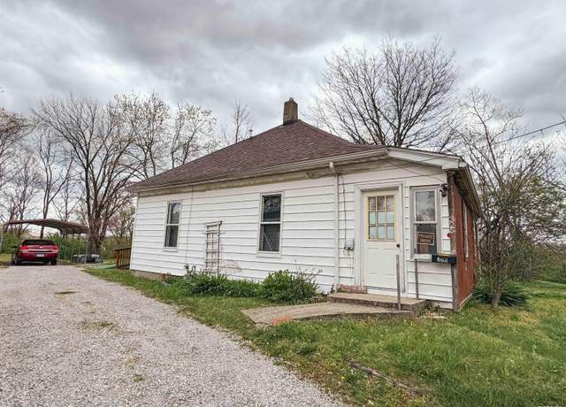 Property at 325 E Lewis St, Anna, IL 62906, 2 beds, 1 bath