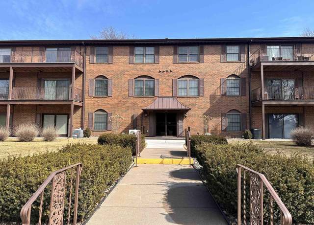 Property at 1350 Kimberly Ridge Rd #101, Bettendorf, IA 52722, 2 beds, 2 baths
