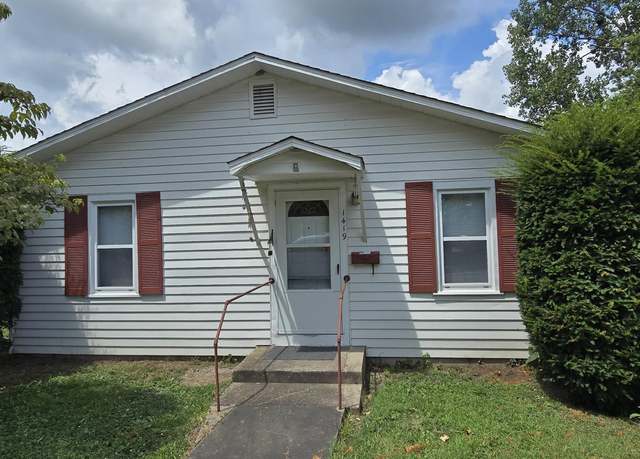 Property at 1419 S Granger St, Harrisburg, IL 62946-3224, 2 beds, 1 bath
