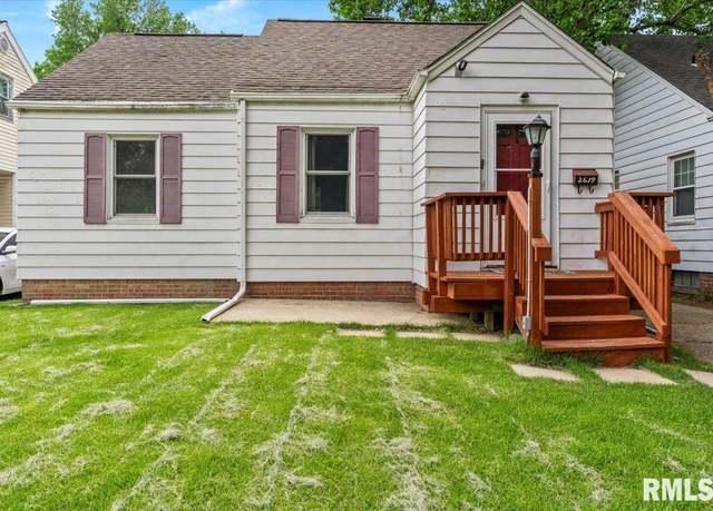 Property at 2639 S 8th St, Springfield, IL 62703, 3 beds, 1 bath