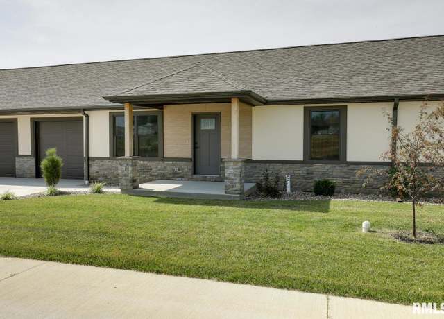 Property at 2825 N 23rd St, Quincy, IL 62305, 1 bed, 1.5 baths