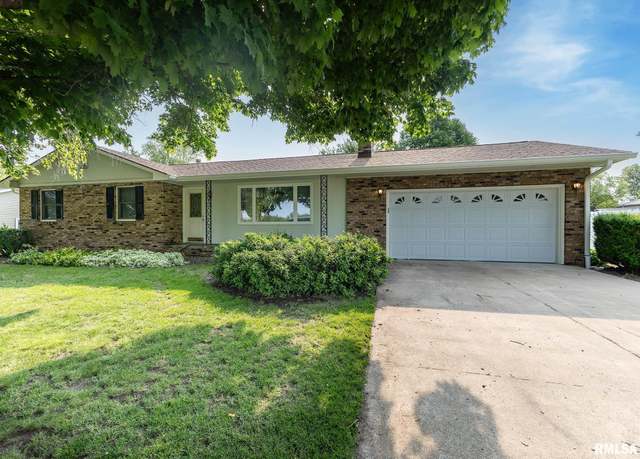 Property at 1523 7th St, Orion, IL 61273, 3 beds, 3 baths