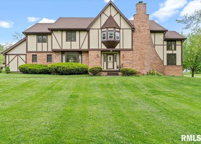 Property at 9068 Old Indian Trl, Chatham, IL 62629, 4 beds, 2.5 baths