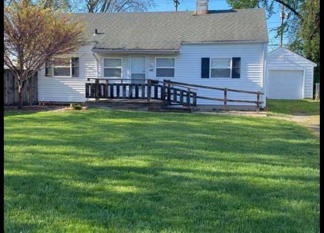 Property at 1017 W Iles Ave, Springfield, IL 62704, 3 beds, 1 bath