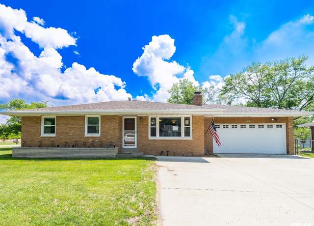 Property at 5816 N Cord Ct, Peoria Heights, IL 61616, 3 beds, 3 baths