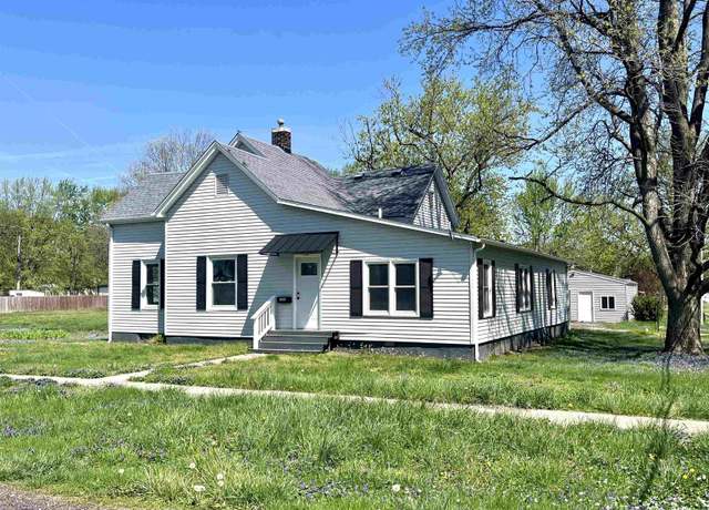 Property at 535 E Green St, Virden, IL 62690, 4 beds, 2 baths