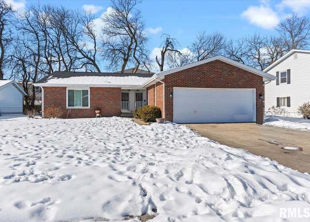 Property at 413 & 415 Avondale Dr, Springfield, IL 62704, 4 beds, 2 baths