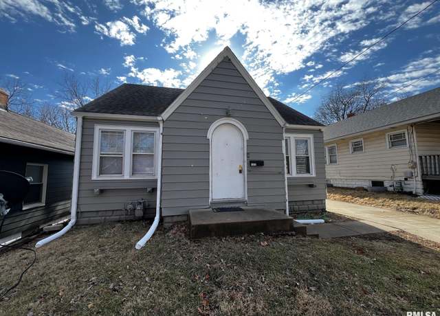 Property at 1212 W Nowland Ave, Peoria, IL 61604, 4 beds, 1 bath