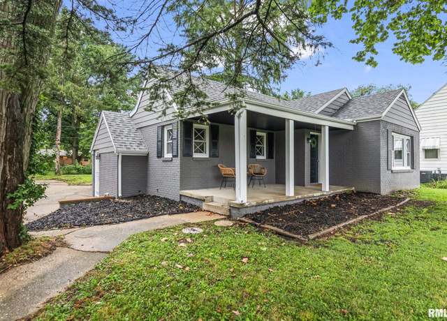 Property at 3245 S 3rd St, Springfield, IL 62703, 3 beds, 1 bath