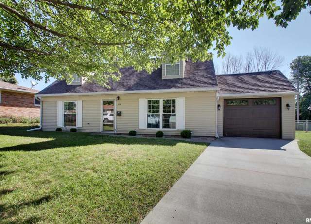 Property at 306 Glendale Ct, Quincy, IL 62301, 3 beds, 1.5 baths