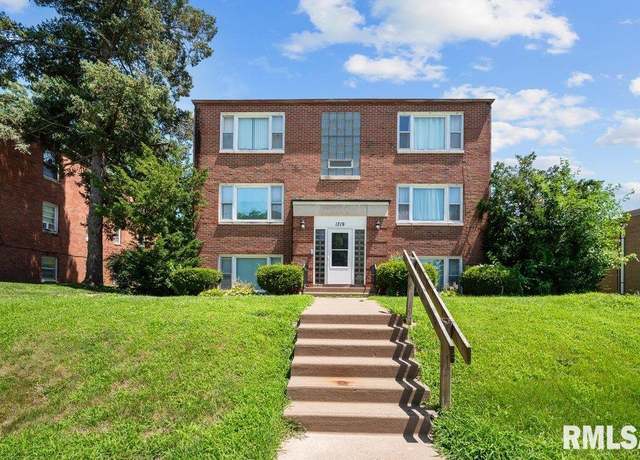Property at 1719 20th St, Rock Island, IL 61201, 6 beds, 3 baths