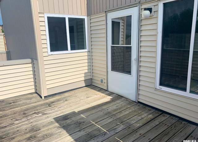 Property at 6831 N Frostwood Pkwy #13, Peoria, IL 61615, 1 bed, 1 bath