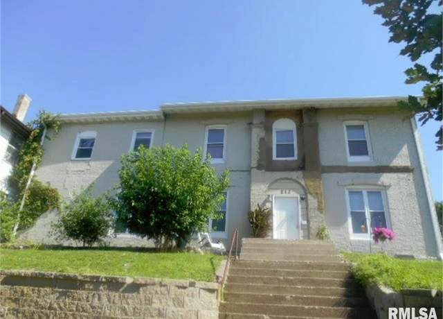 Property at 212 E 6th St, Davenport, IA 52803, 7 beds, 4 baths