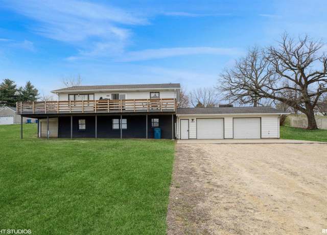 Property at 1007 N Bluff St, Albany, IL 61230, 4 beds, 2.5 baths