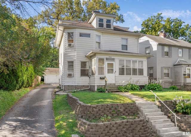 Property at 1900 13th Ave, Rock Island, IL 61201, 3 beds, 1.5 baths